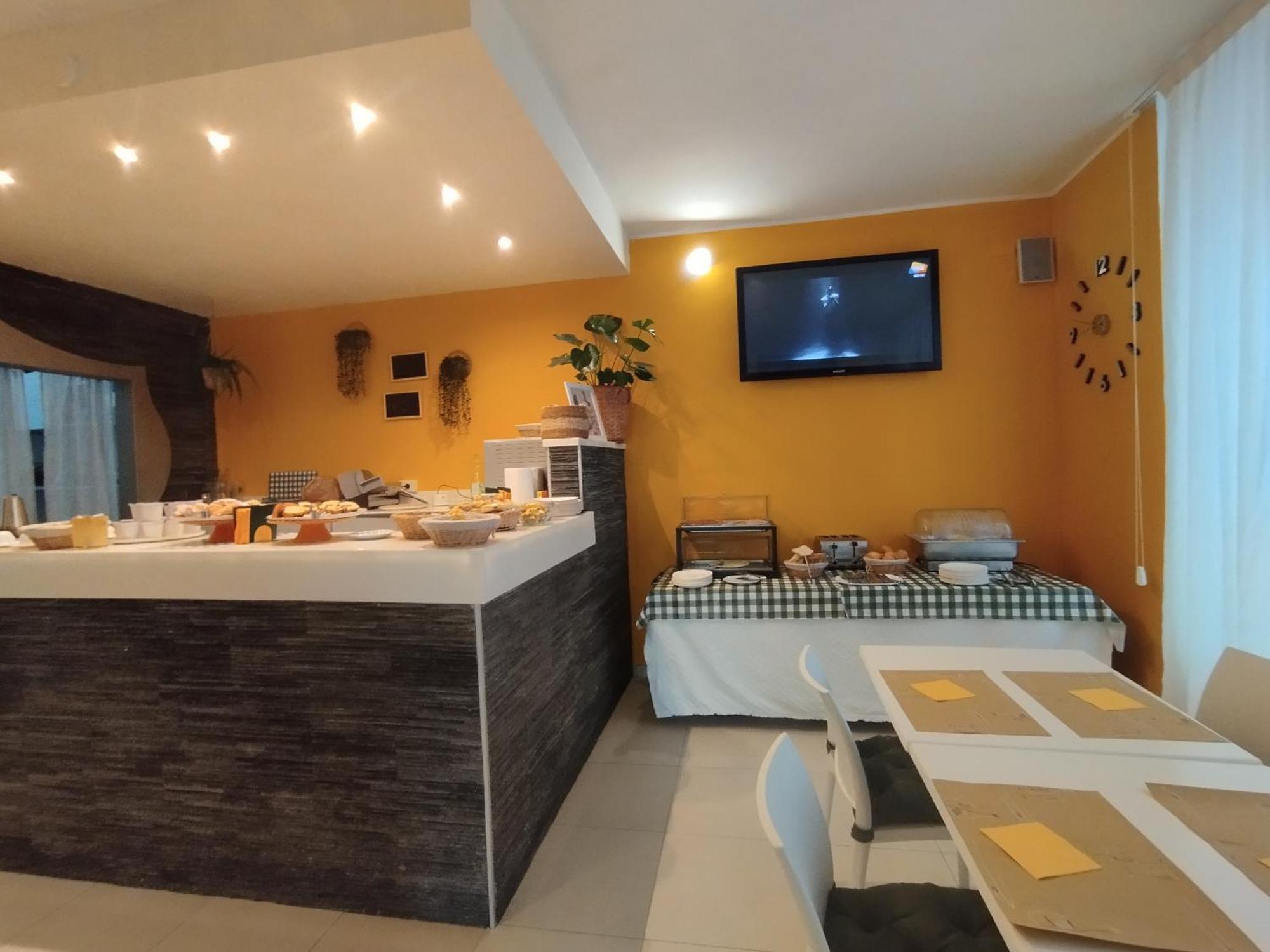 Atelier Hotel Gardone Riviera Exterior foto