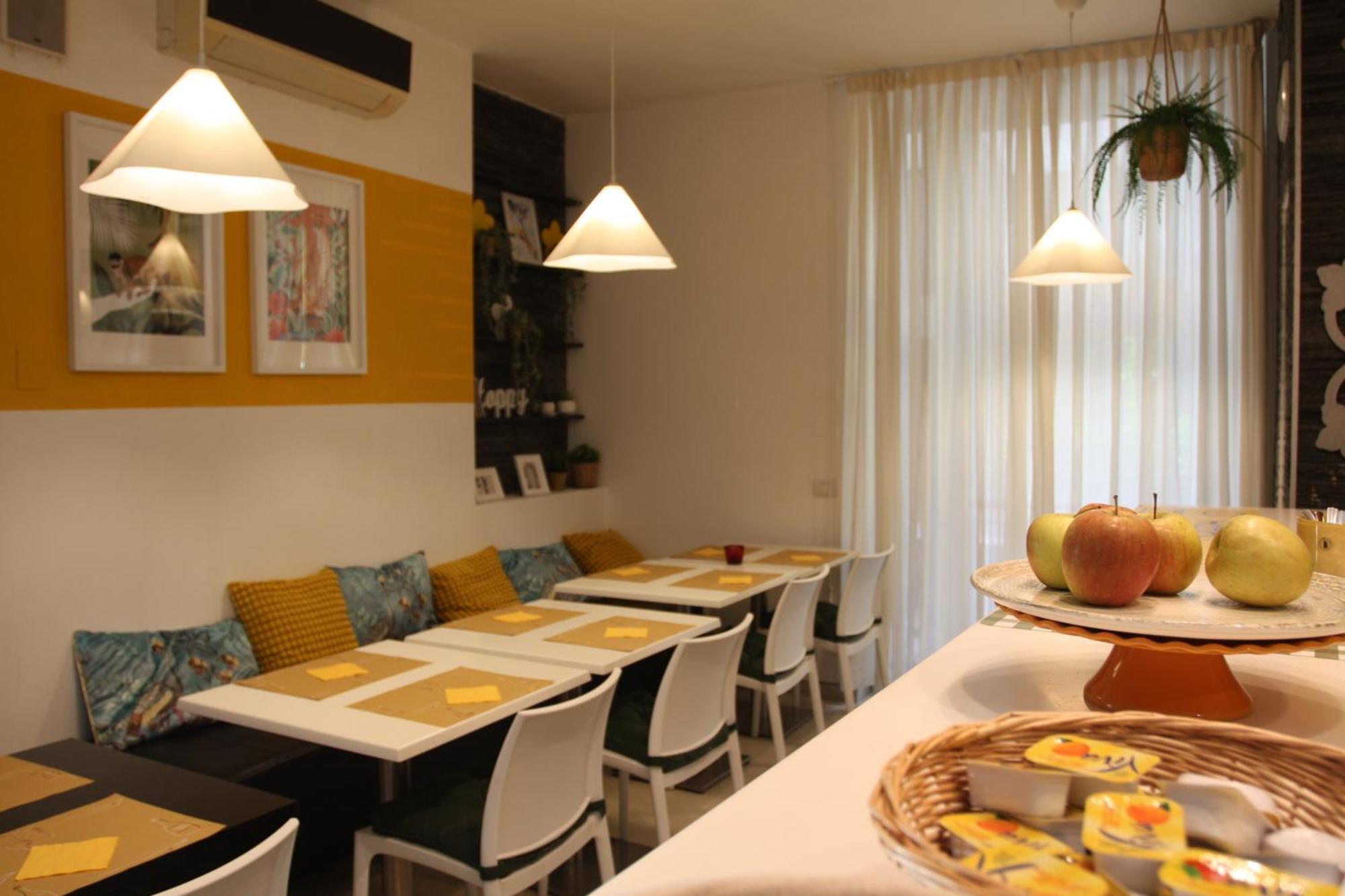 Atelier Hotel Gardone Riviera Exterior foto